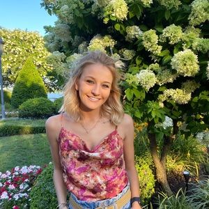 Meet your Posher, Gabrielle